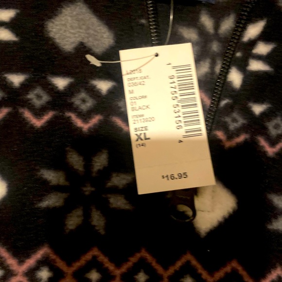 Quarter Zip Pullover - Picture 2 of 2